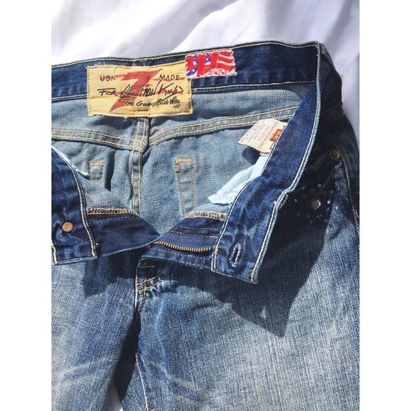 7 FOR ALL MANKIND DISTRESSED JEANS - Picture 6 of 8